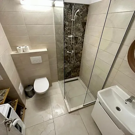 Adia 1- Faleaza Nord شقة